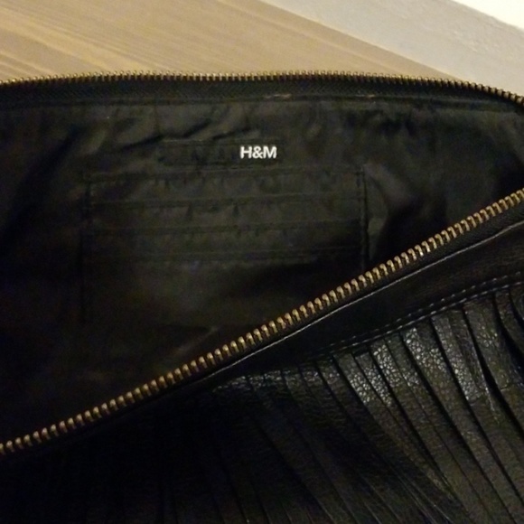 H&M FRINGE CLUTCH - Picture 5 of 6